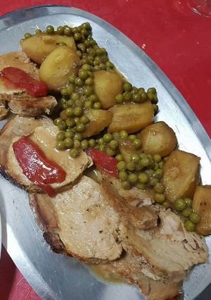 Una foto de Lomo en cazuela
