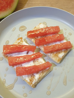 Foto resep Roti Panggang Semangka (Watermelon Toast)