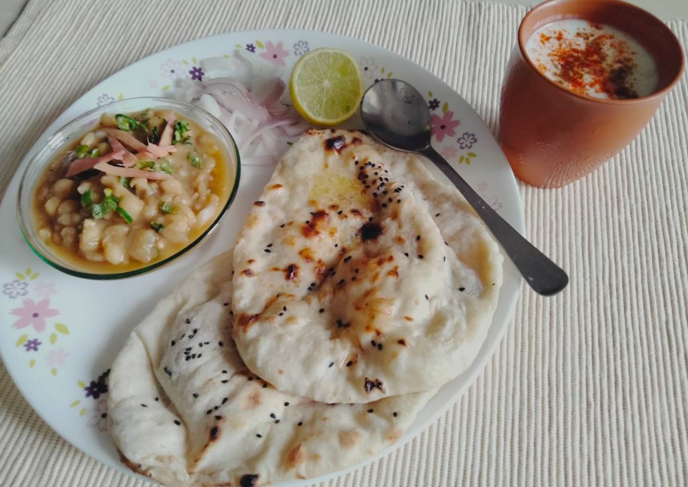 #cookpadindia#Aloo stuffed kulcha matar with masala chaach