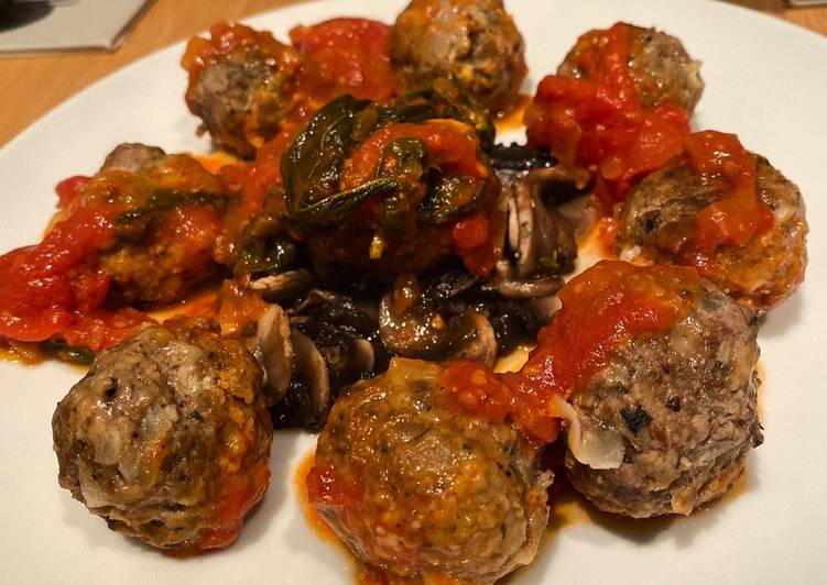 Mumma’ s (not so secret) Italian meatballs
