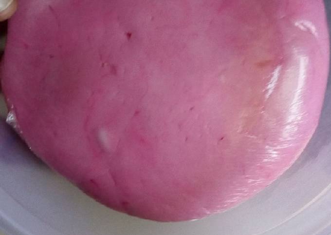 Simple Way to Prepare Award-winning Easiest homemade fondant