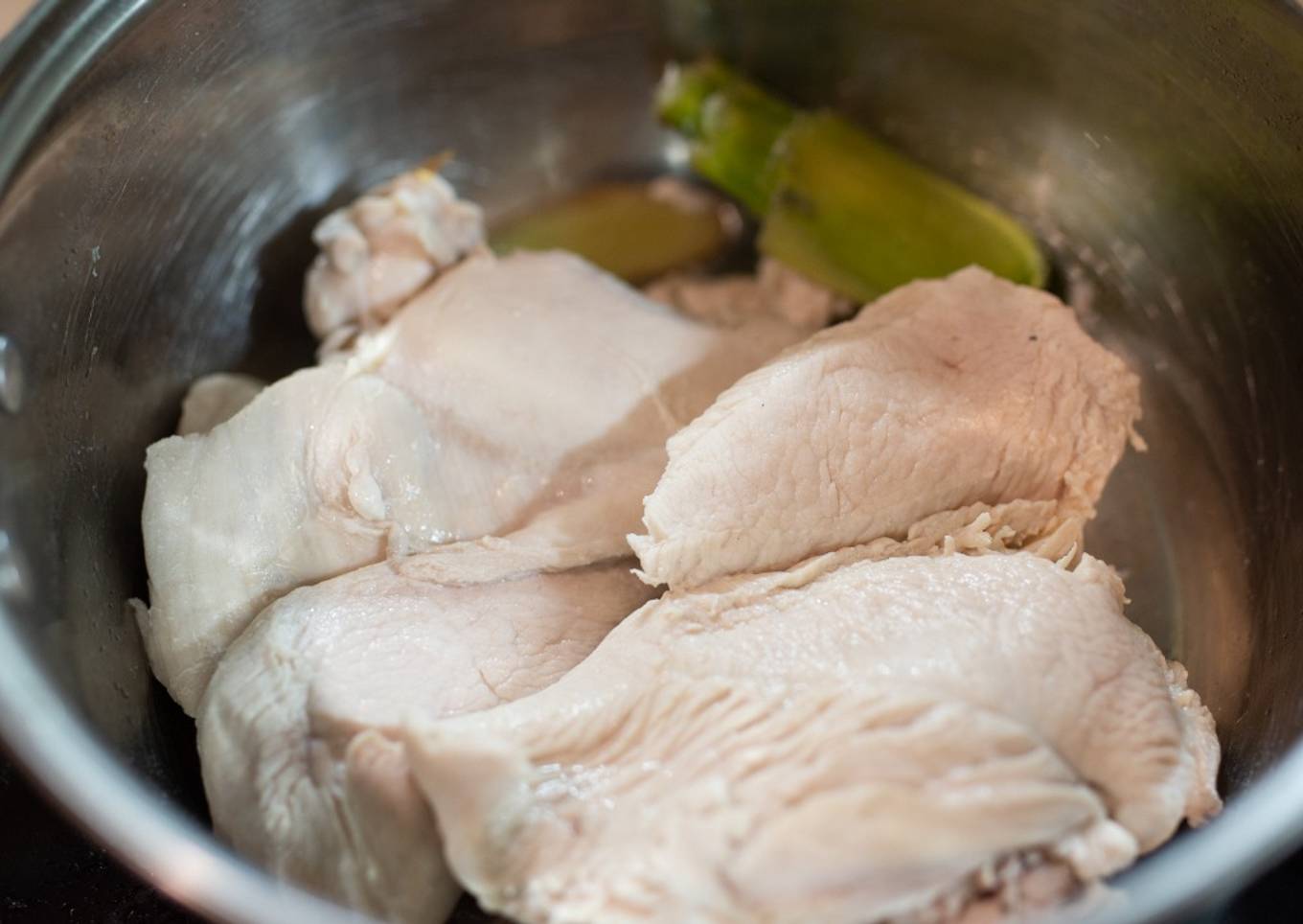 Chinese style boiled chicken