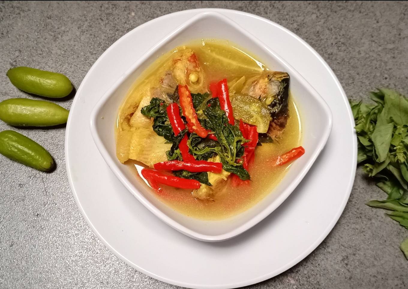 39. Sup Ikan Blimbing Wuluh Bumbu Cemplung