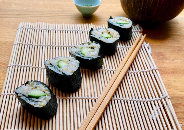 Steps to Prepare Super Quick Homemade Cucumber and Wasabi Brown Sushi Rolls