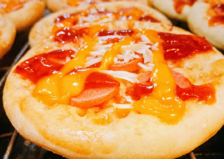 Resep PiZza Mini Home Made enak anti gagal untuk pemula yang Enak