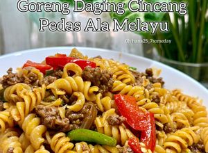Gambar Pasta spiral goreng daging cincang ala melayu