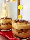 Vasitos de postre de tiramisú de turrón de Jijona