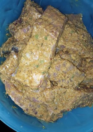 A picture of Green masala fish marination.