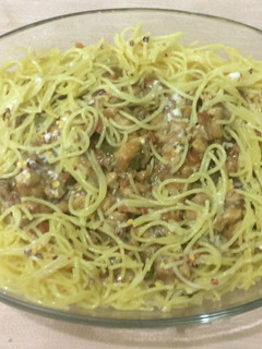 A picture of Spaghetti Sauce with ground chicken ❤😍.