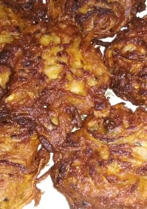 পেঁয়াজি (peyaji recipe in Bengali) রেসিপির প্রধান ছবি