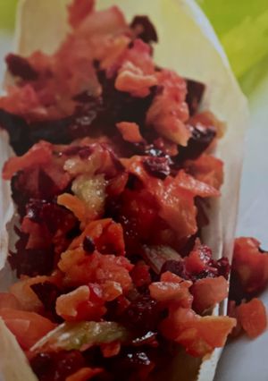 Zdjęcie przepisu Sałatka z surowych warzyw i owoców (Książka Thermomix).