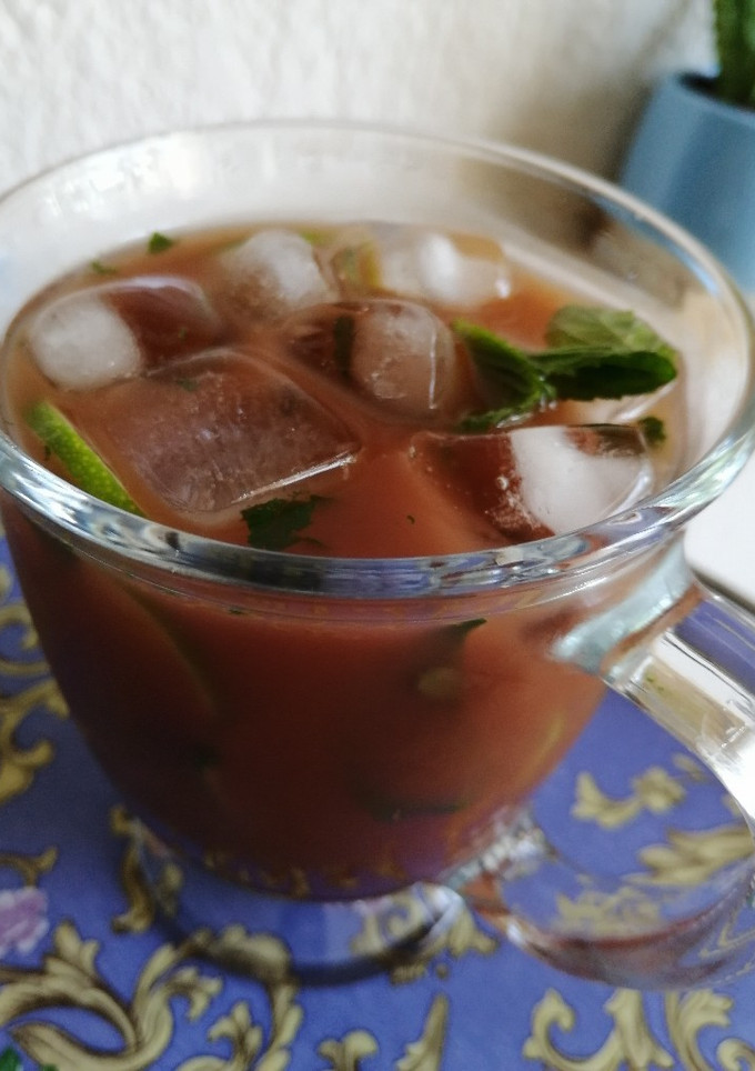 Una foto de Mojito con chocolate 🌿🍫🍹