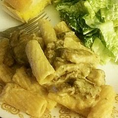 A picture of Creamy Steak & Mushroom Rigatoni.