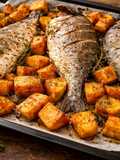 Dorada z batatami z piekarnika