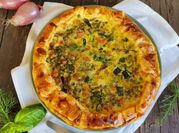 Una foto di patata zucchine pasta sfoglia