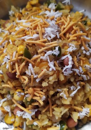 চিঁড়ে ভুট্টার পোলাও (Chire bhuttar pulao recipe in Bengali) রেসিপির প্রধান ছবি