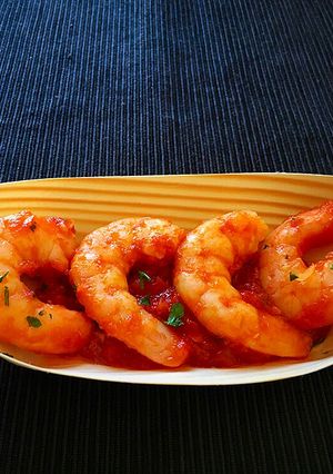 Foto principal de Langostinos con tomate