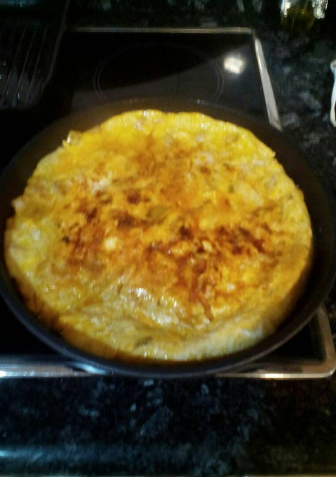Una foto de Tortilla de calçots