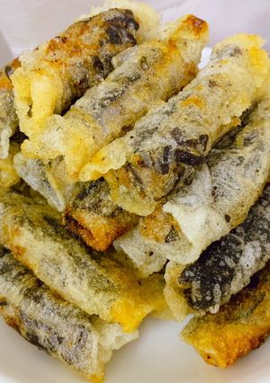 Hình của món Chả giò thịt cuộn rong biển.