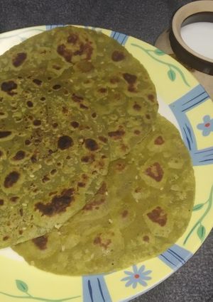 વેજ થેપલા (Veg. Thepla Recipe In Gujarati) રેસીપી મુખ્ય ફોટો