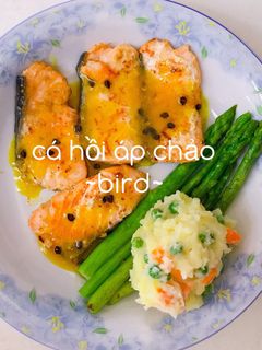 Hình của món Cá Hồi áp chảo sốt Chanh Dây 🍋🍋.