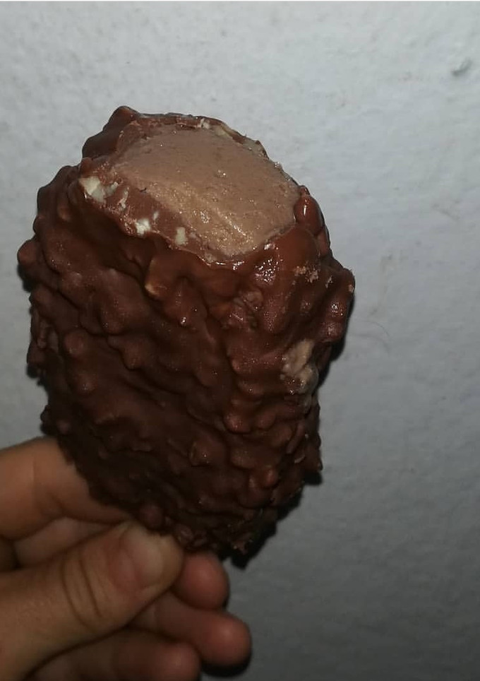 Una foto de Magnum casero fit