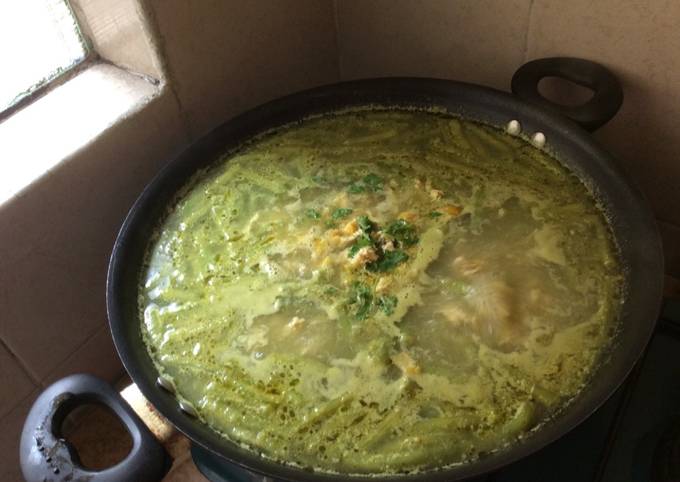Pollo en verde con ejotes Receta de jessica Cmendoza - Cookpad