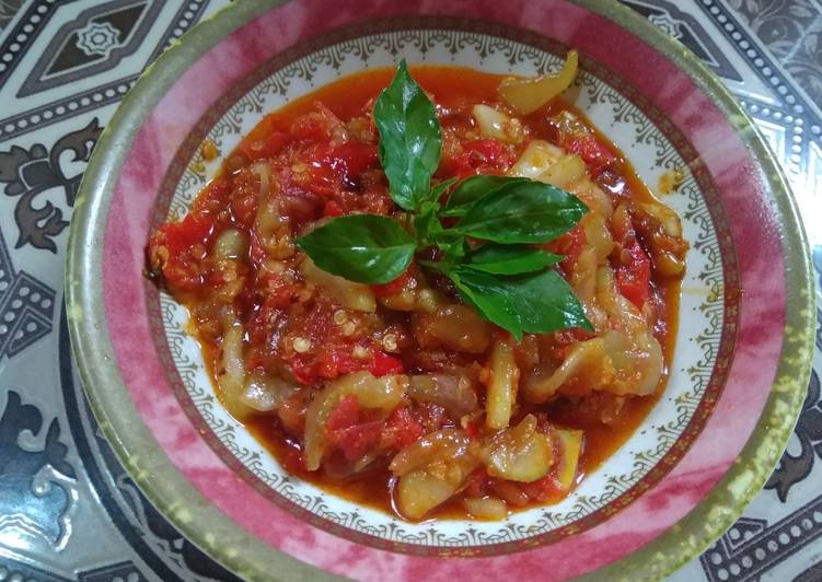 Langkah Mudah untuk Membuat Sambel Timun yang Lezat