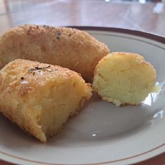 A picture of Potato Croquettes.