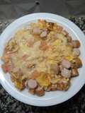 Revuelto de huevos y panchos
