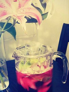 Una foto de HU3RAz♡Agua Fresca de Jamaica con Hierbabuena ;)