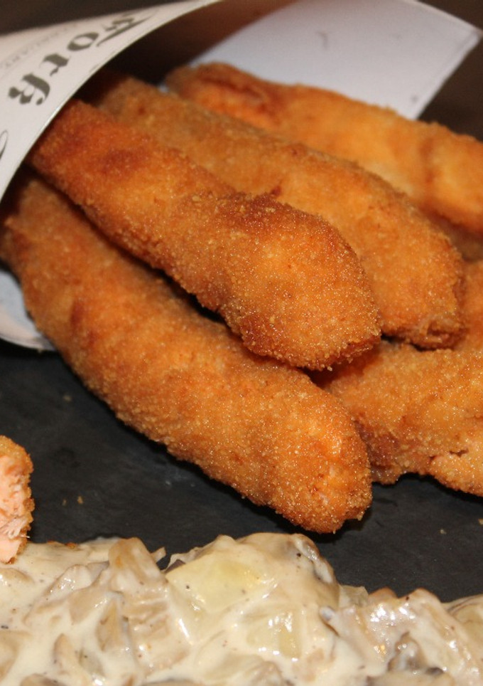 Una foto de Finger de salmón fácil