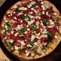 A picture of Pesto Flatbread Pizza.