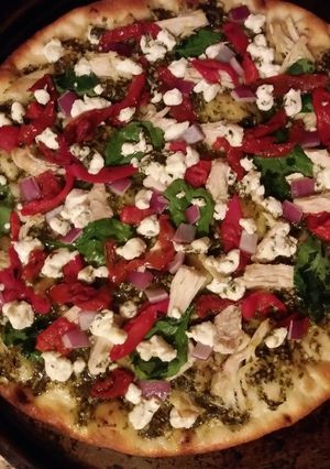 A picture of Pesto Flatbread Pizza.