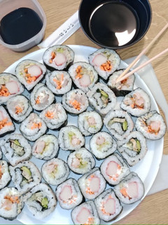 Una foto de Sushi hecho en casa