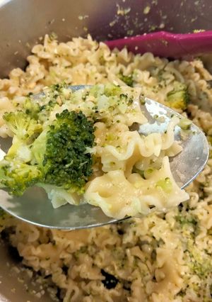 Una foto de Pasta con pesto de brócoli