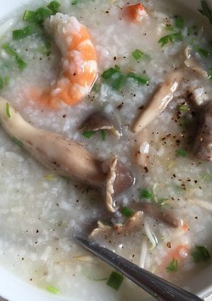 Hình của món Cháo nấm mối.