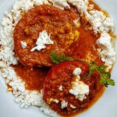 A picture of Stuffed Tomato.
