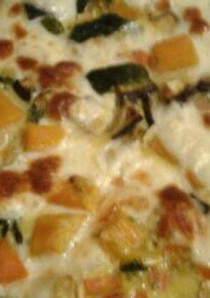 Una foto de Tarta de verduras con masa de salvado de avena