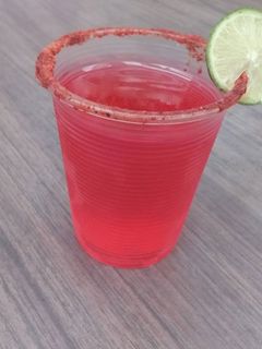 Una foto de Gelatina con tequila o jello shots