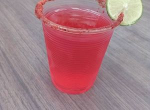 Una foto de Gelatina con tequila o jello shots