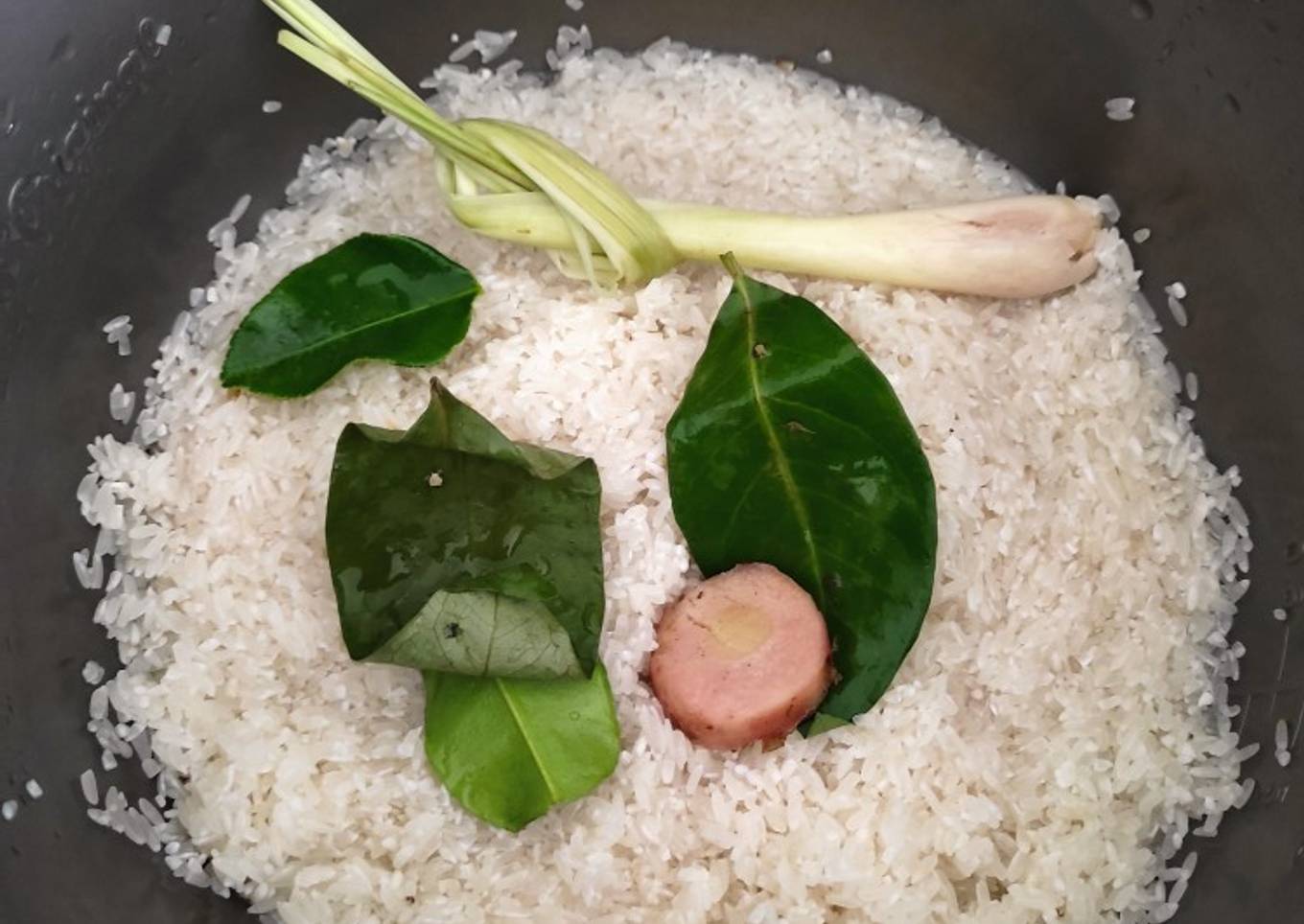 Nasi Uduk Santan Kara Rice Cooker