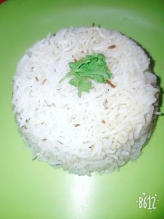 जीरा राइस (jeera rice recipe in Hindi) रेसिपी मुख्य फोटो
