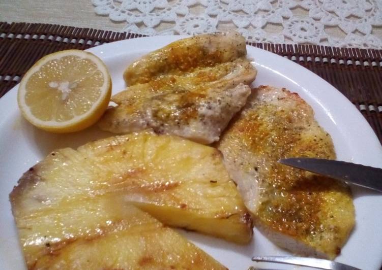 Cena rápida: pechuga a la plancha con piña