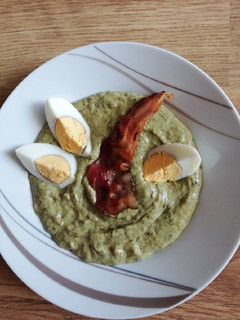 Sóskamártás friss sóskából recept fotója