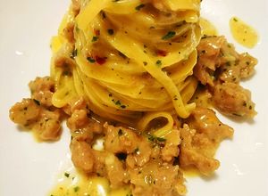 Foto di Fettuccine al Pesto di Salsiccia con Salsa al Vino Bianco