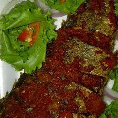 A picture of Peppered fried crocker fish.
