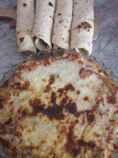 صورة لوصفة غراتان بطاطا ودجاح🍗بصلصة الجبن بنين 😋 وساهل ماشي ناشف 👌