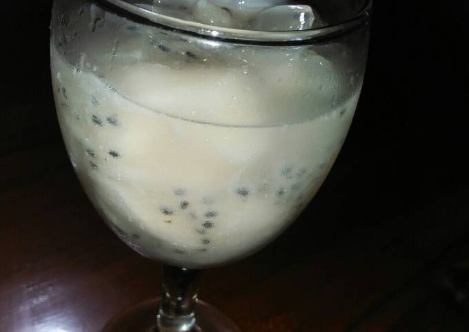 Resep Es buah sirsak oleh Aisyah Zulaika Muchsin - Cookpad