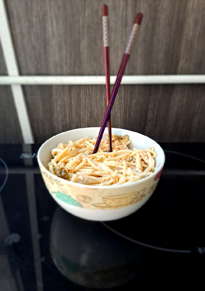 Una foto de Pasta fría con atún